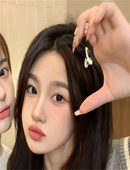 文化研究《上帝帮助女孩》：探索的市场表现与观众反馈 思考文化传承与创新的路径